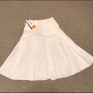 NWT Zara white pleated skirt
